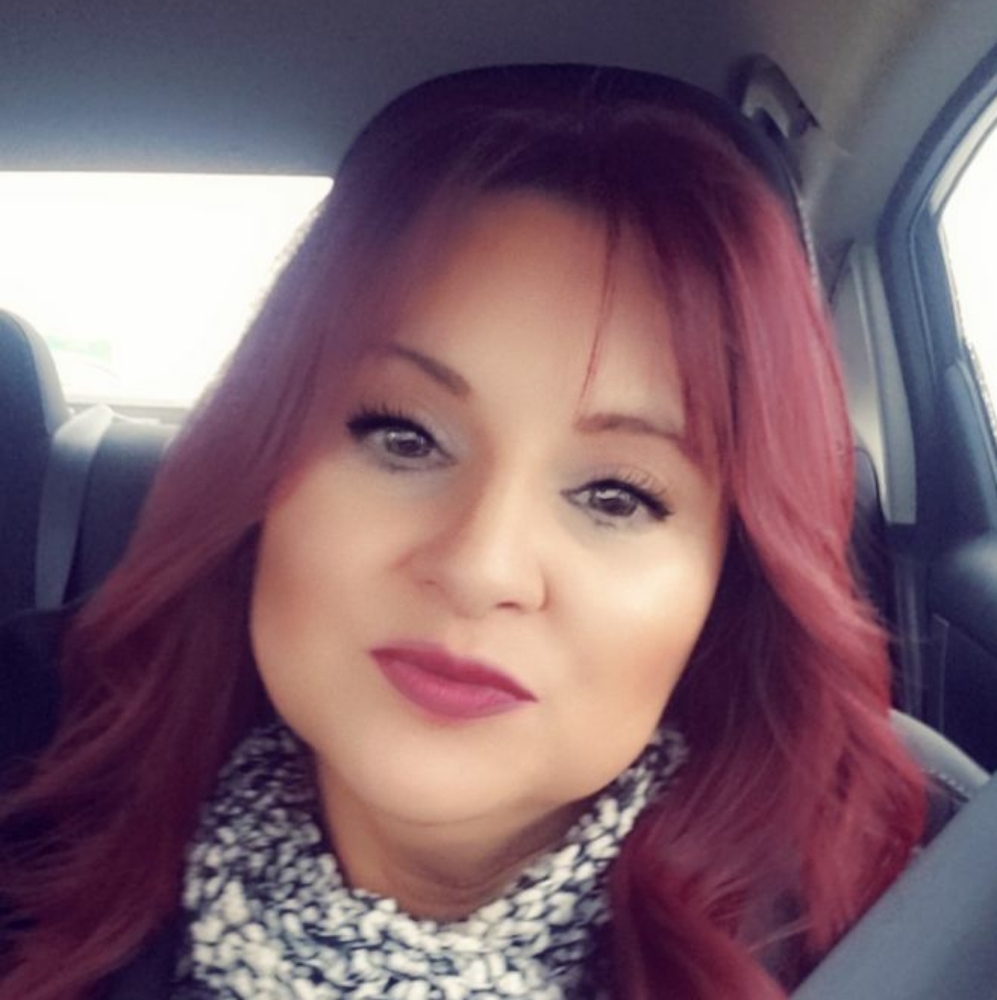Meet your Posher, Elissa